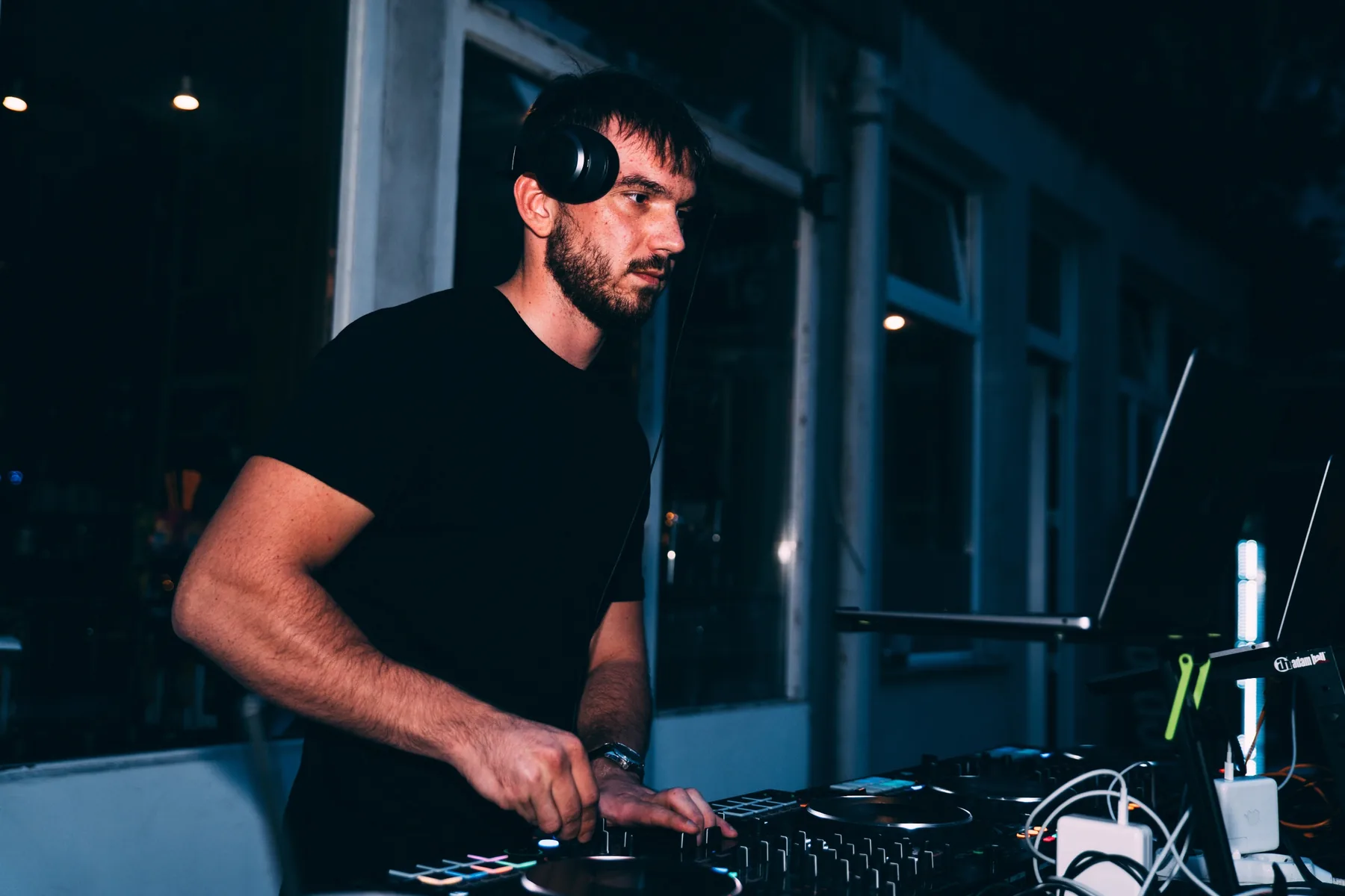 DJ Frix, DJ Zagreb, pun podij na eventu